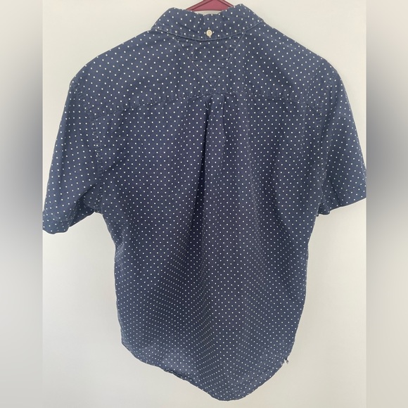 Tommy Hilfiger Casual Short-Sleeved Button Down: Size Large (L) Navy w/ Dots - Picture 3 of 3